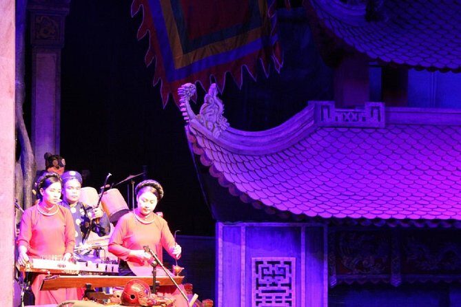 Hanoi Cyclo City Tour Including Water Puppet Show - The church stop: Hàm Long Church and why it adds a different kind of stop