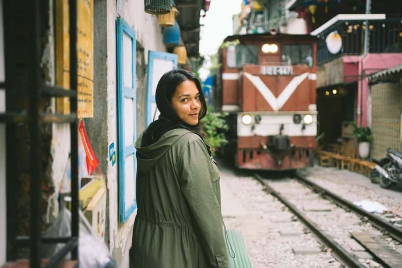 Hanoi Daylight Portraits: Preserve Your Memories - How the 1-hour photoshoot really works (and what you’ll do)