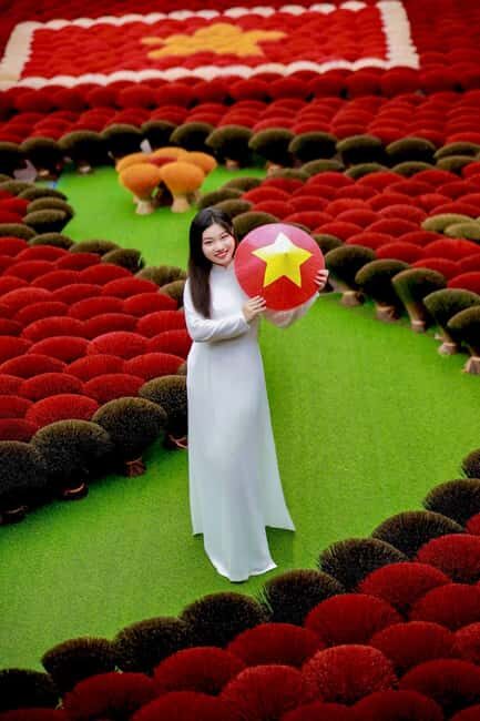 Hanoi: Drum Village or Incense Village & Hat ("SMALL GROUP") - Chuong conical hat village: paint a souvenir you actually made