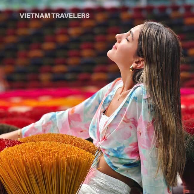 Hanoi: Drum Village or Incense Village & Hat ("SMALL GROUP") - Quang Phu Cau incense village: from family-scale rolling to a factory view