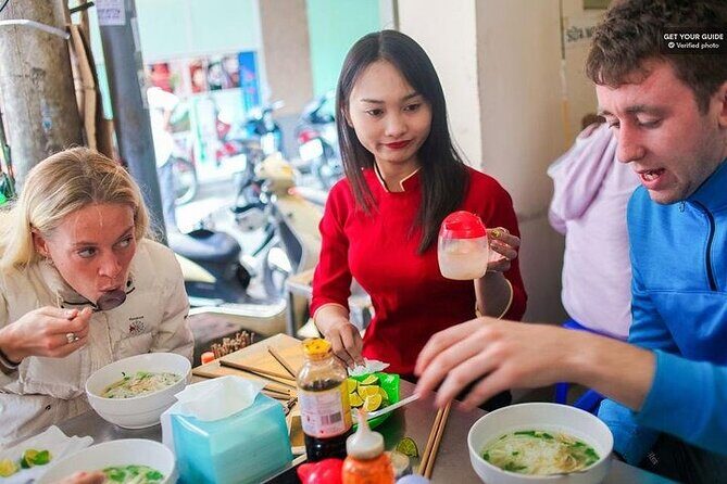 Hanoi Epic tour 6D5N Hanoi - Halong Bay - Ninh Binh - Sapa - Entering Hanoi: Old Quarter pickup and street food on foot