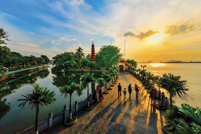 Hanoi Exclusive Craft Beer Bus: Cultural Sightseeing City Tour - Why a Hanoi Craft Beer Bus Works So Well for First-Time Visitors
