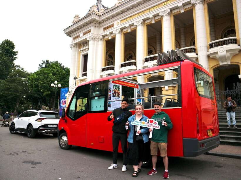 Hanoi Exclusive Craft Beer Bus: Cultural Sightseeing Tour - Dong Xuân Market With Beer: A Practical Take on Hanoi Shopping