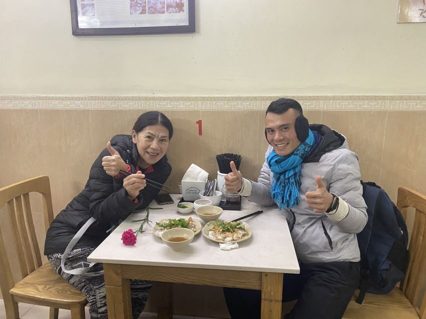 Hanoi: Food and Sightseeing Motorbike Tour with 7 Tastings - Bun bo tron Nam Bo and nem nướng: noodles, beef, and grilled pork sticks