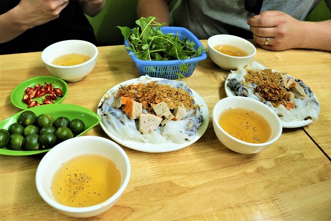 HaNoi Foodie Tour - Mini Class Coffee - The mini coffee class: egg coffee and phin filter basics