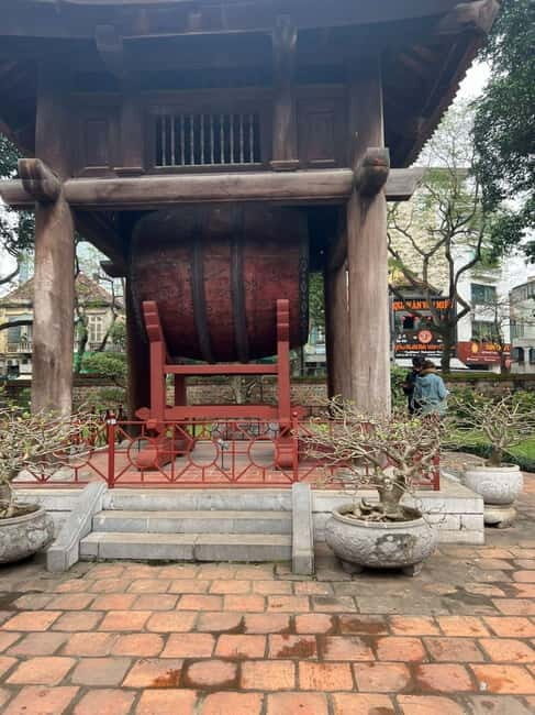 Hanoi Full-Day City Group Tour with Lunch and Guide - Temple of Literature: Vietnam’s first university in a walkable time capsule