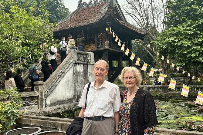 Hanoi Full-Day City Tour: Mausoleum, Temple, Pagoda & Lunch - Lunch built for real appetite: eight traditional dishes