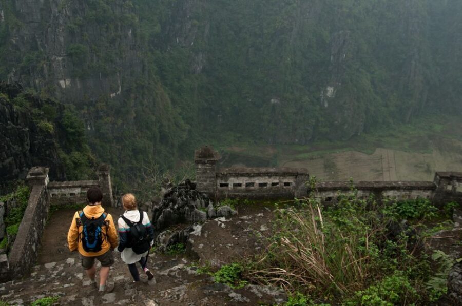 Hanoi: Full-Day Mua Cave, Hoa Lu and Tam Coc Tour - Biking and Craft Shops: A Short Finale With a Choice