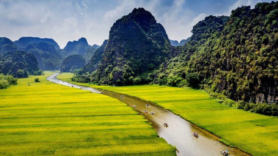 Hanoi: Full Day Tour of Hoa Lu, Tam Coc, and the Mua Cave - Who this tour suits best (and who should skip it)
