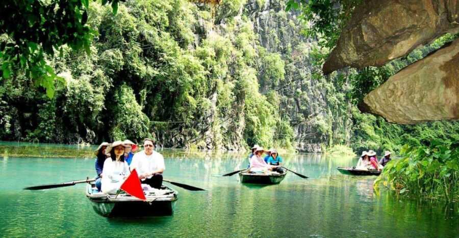 Hanoi: Full Day Tour of Hoa Lu, Tam Coc, and the Mua Cave - First ride out of Hanoi Old Quarter to Ninh Binh