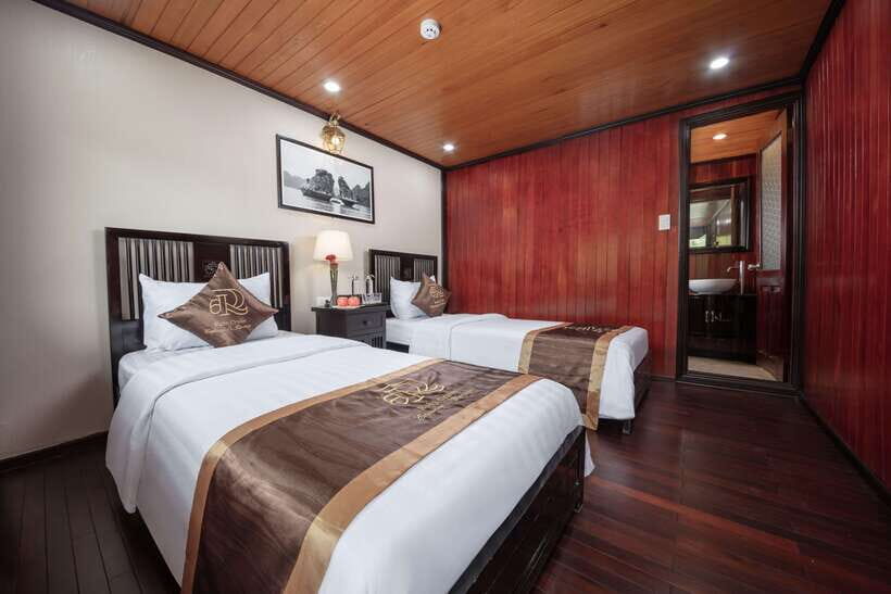 Hanoi: Ha Long Bay 2-Day 1-Night Tour by 4-star Luxury Junk - Ruby Cruise: what $109 buys you in Ha Long Bay time