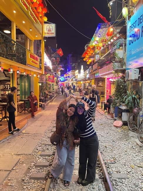 Hanoi: Half‑Day Jeep City Tour, Landmarks & Local Food - Why a vintage Vietnam Army Jeep is such a smart way to see Hanoi