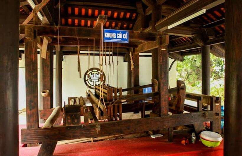 Hanoi: Half-day Silk Weaving Journey In Van Phuc Tour - Artisan Meet-and-Learn: How the Demo Changes What You Notice