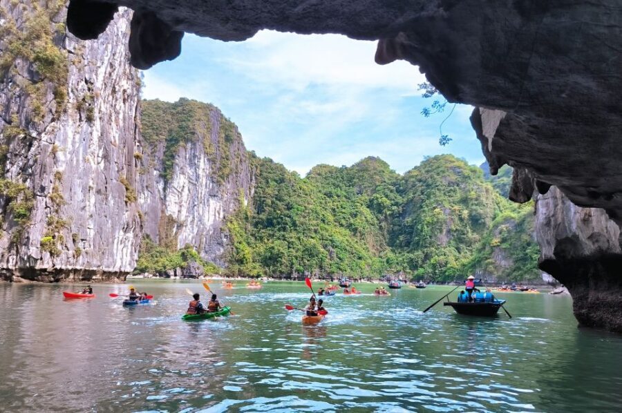 Hanoi Halong Luxury Day Tour with Private Cabin - Sunset Tea Break and the End of the Day Cruise