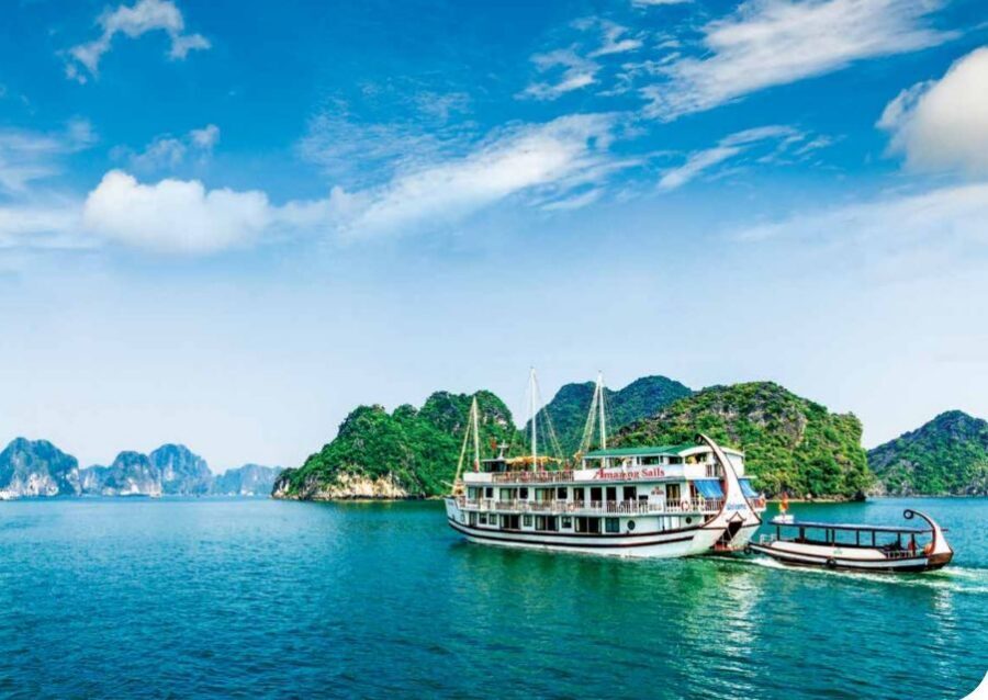 Hanoi Halong Luxury Day Tour with Private Cabin - Getting There in Comfort: The Hanoi Pickup and Limousine Ride