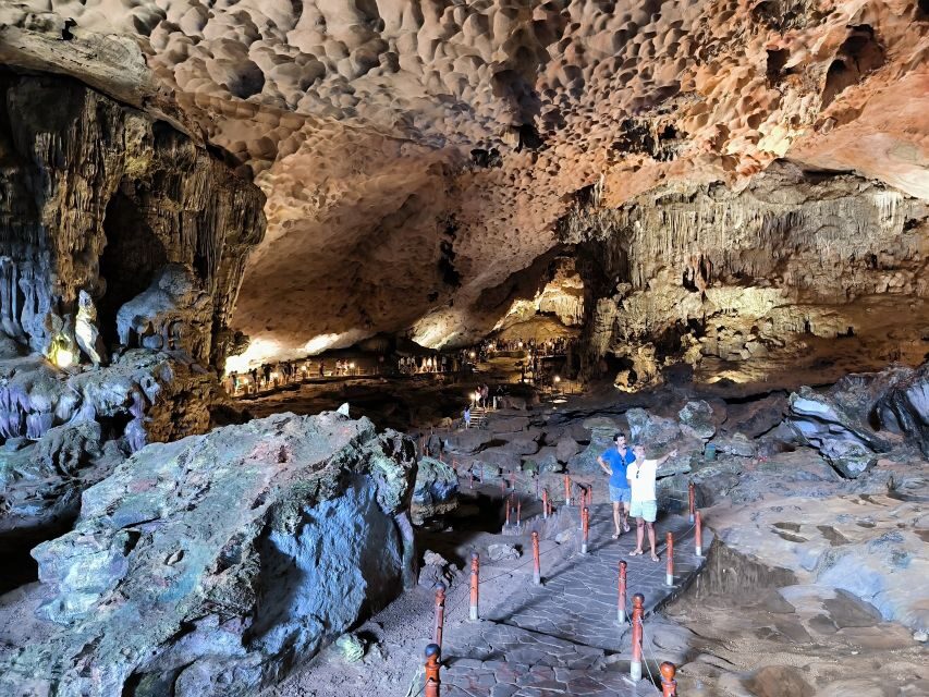 Hanoi Halong Luxury Day Tour with Private Cabin - Sung Sot Cave: The Sea-Facing Karst Moment