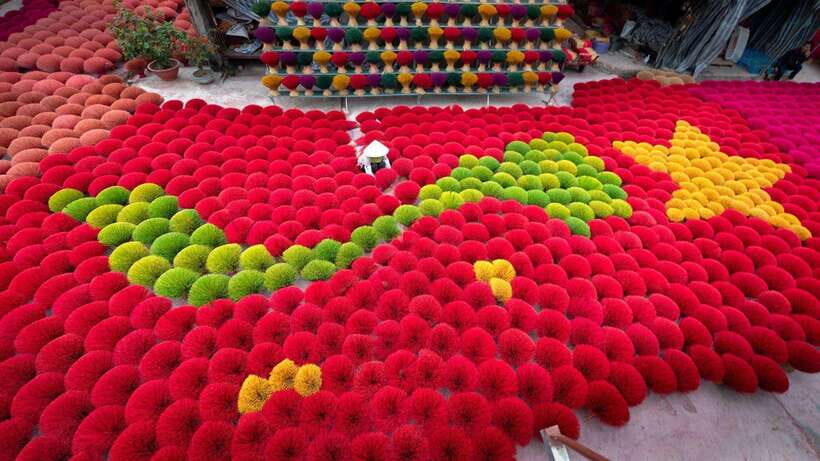 Hanoi: Highlights, Incense Village, Hat Crafting Guided Tour - Quick Key Points Before You Go
