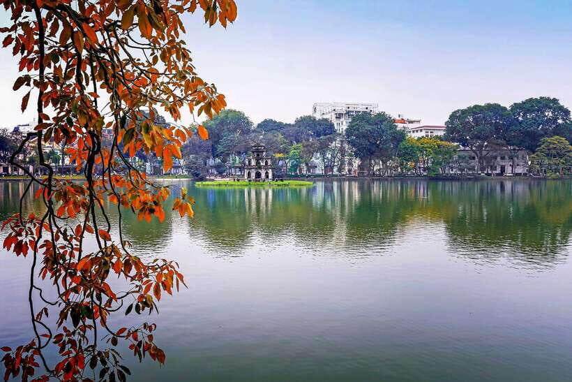 Hanoi: Highlights, Incense Village, Hat Crafting Guided Tour - Train Street Coffee Break: Great Freedom, One Catch