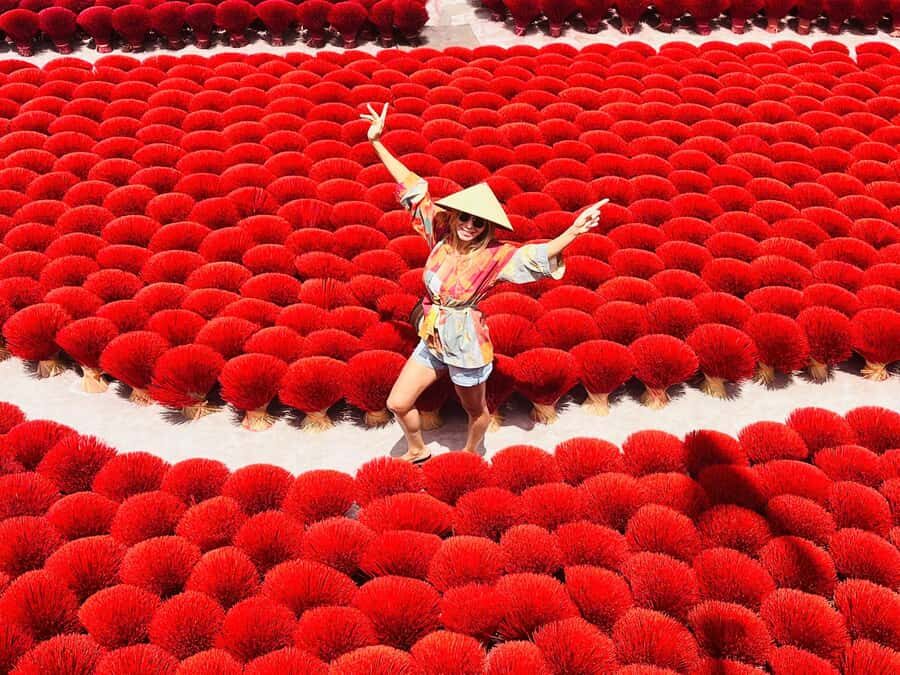 Hanoi: Incense Village, Conical Hat, & Embroidery Tour - Why this Hanoi-area crafts tour feels different