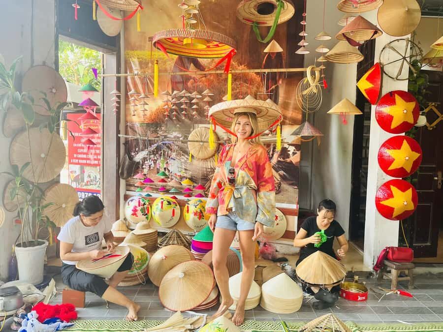 Hanoi: Incense Village, Conical Hat, & Embroidery Tour - Should you book it