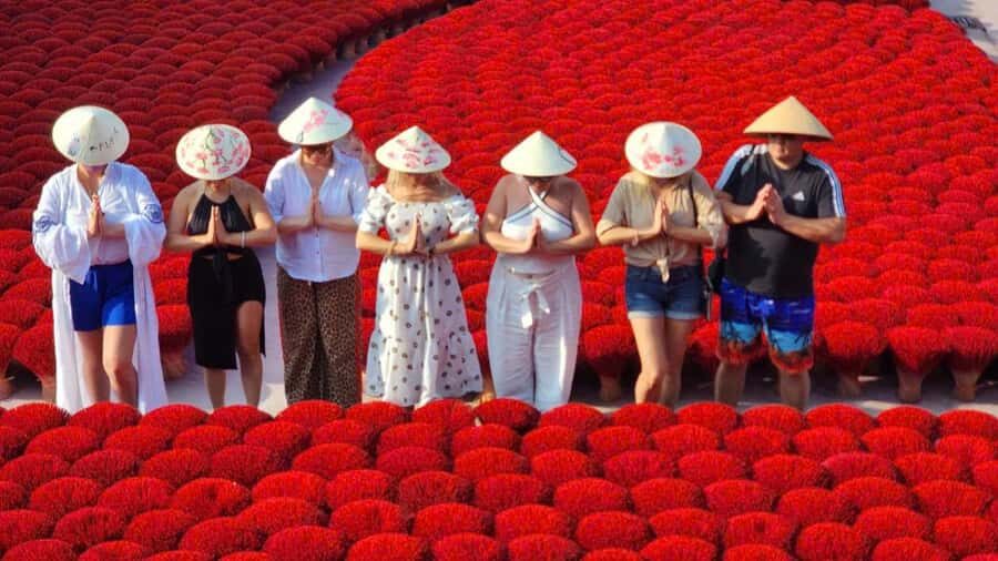 Hanoi: Incense Village, Hat, & Lacquer Artisanal Tour - Key points to know before you go