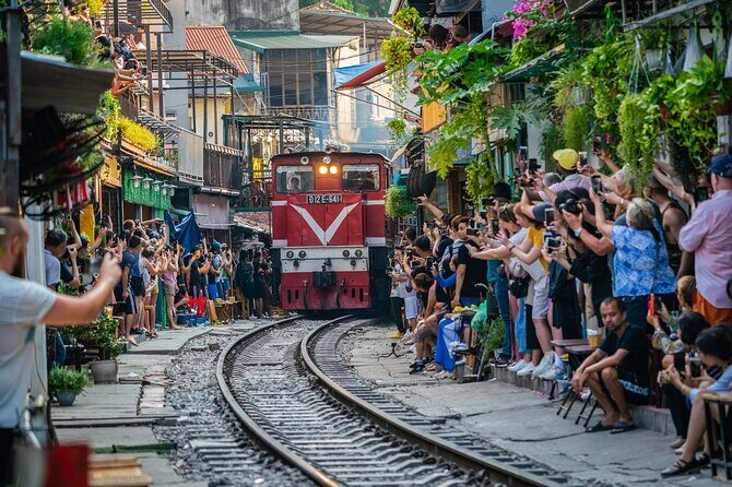 Hanoi Jeep By Night Street Food Tour and Train Street Experience - How an open-air jeep makes Hanoi night street food click