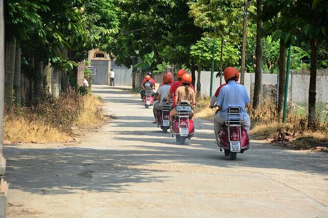 Hanoi Jeep Food Tour Led By Women - Long Biên Bridge history and night views to close