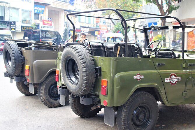 Hanoi Jeep Tours Led By Women: Hanoi City Jeep Tours - Hom Market: A Quick First Taste of Local Life