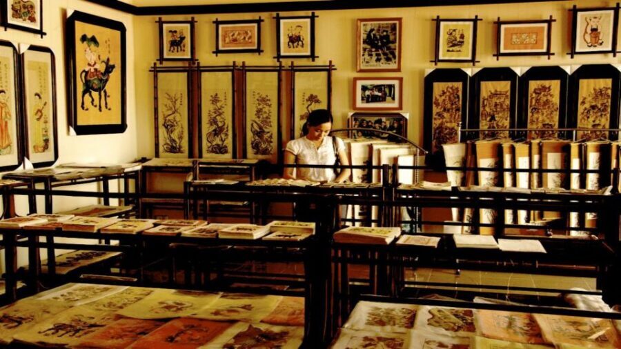 Hanoi Local Tours: Villages/Art Excursion - Bat Trang Ceramic Village: make something, then shop with a checklist