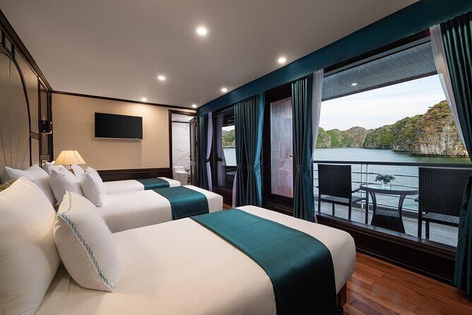 Hanoi: Luxury 3-Day Ninh Binh Trip and Halong 5-Star Cruises - Hoa Lu and Hang Mua: history plus a viewpoint workout
