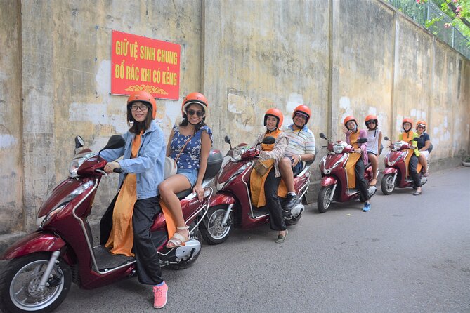 Hanoi Motorbike Tour Led By Women - City And Countryside Full Day - Huu Tiep Lake and the Downed B-52: a quiet memorial moment inside Ngọc Hà
