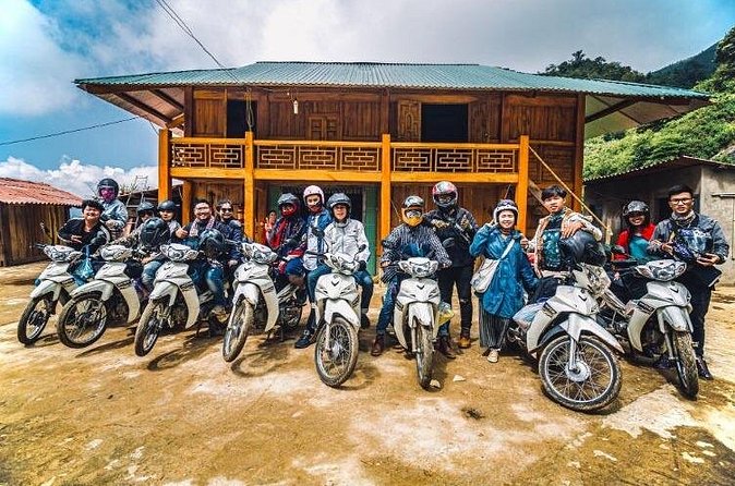 Hanoi Motorbike Tour with Hidden Gems and Train Street - Hanoi Opera House: French colonial grandeur in 5 minutes