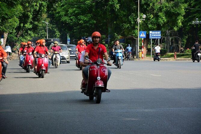 Hanoi Motorbike Tours: Hanoi City Motorbike Tours Led By Women - How the ride stays safe and comfortable in Hanoi traffic