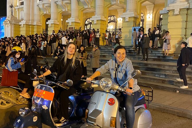 Hanoi Motorbike Tours with Female Riders - Old Quarter on the back of a Vespa: how you get oriented
