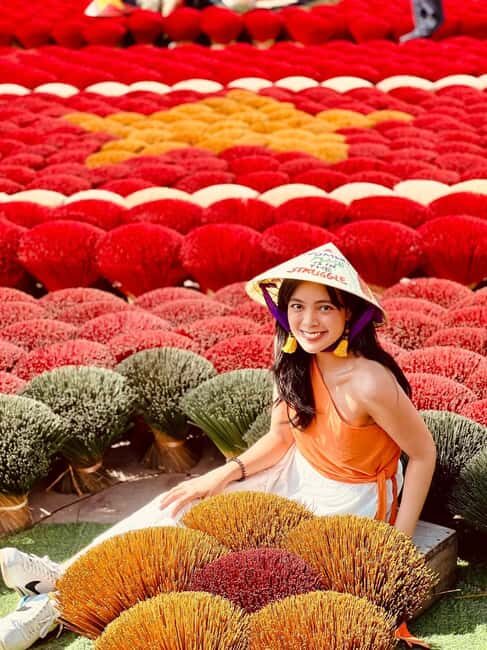 Hanoi Nhan Hien Sculpture Village or Hat and Incense Village - Chuong conical hat village (Non La): bamboo, palms, silk, and 40 years with Thao
