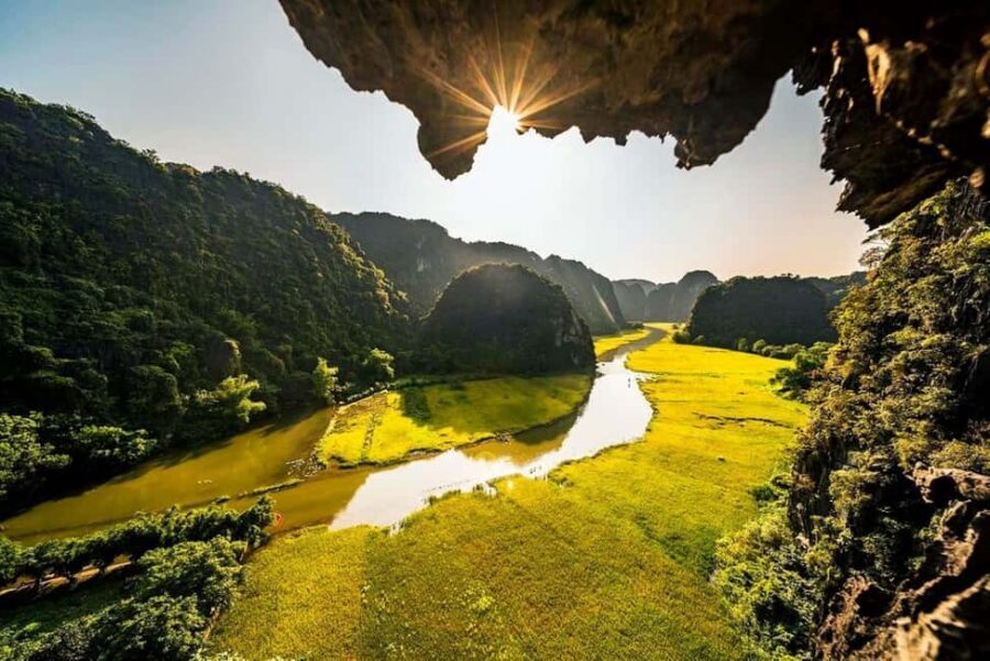 Hanoi: Ninh Binh small group day tour by luxury dcar 9-seats - Luxury DCAR limousine: comfort that actually changes your day