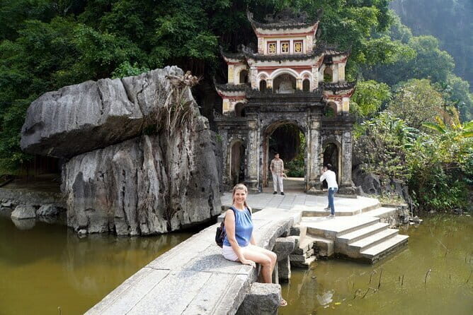 Hanoi Old Quarter City Sightseeing Private Tour With Local Guide - St. Joseph’s Cathedral and Hanoi’s colonial contrast