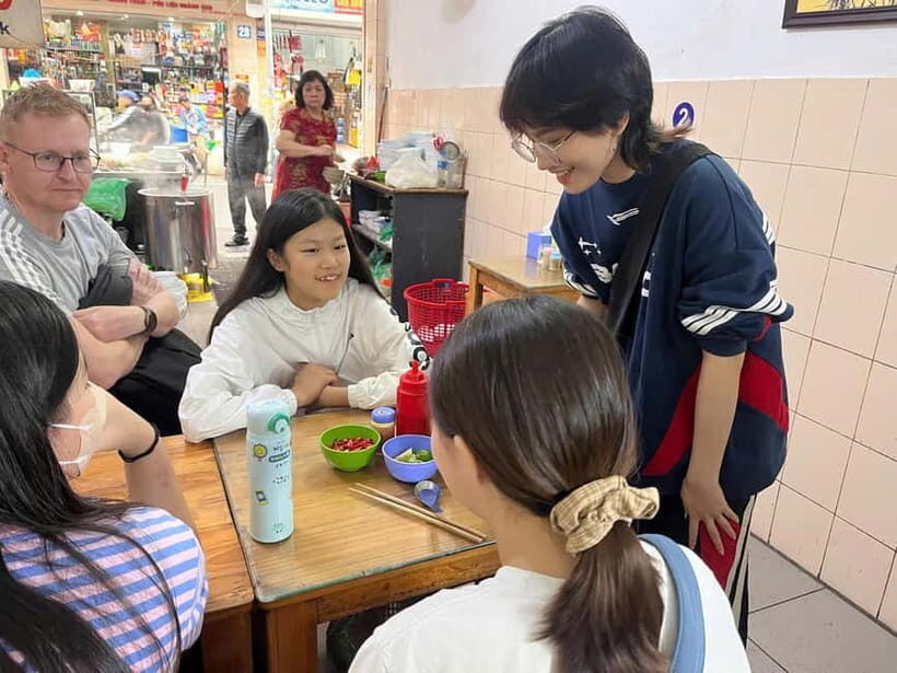 Hanoi: Old Quarter Street Food Walking Tour with Guide - Finding Vietnam Cultural Land and Getting Oriented in the Old Quarter