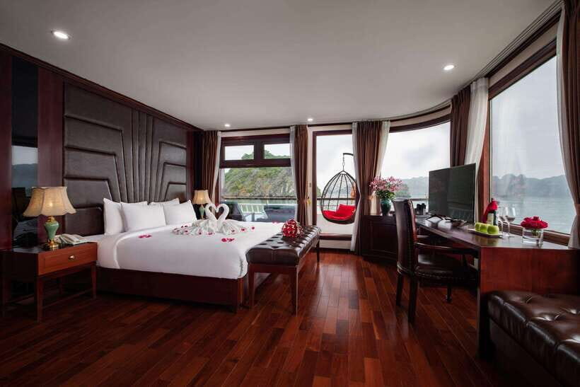 Hanoi: Overnight Ha Long Bay 2-Day 1-Night Cruise - Sung Sot Cave and Titop Island: the afternoon highlights with real variety