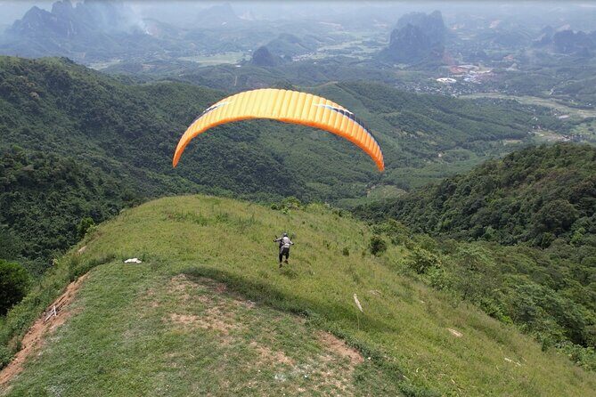 Hanoi Paragliding COMBO: Tandem paraglide + course (full-day) - Price and value: what $77 buys in a full-day combo
