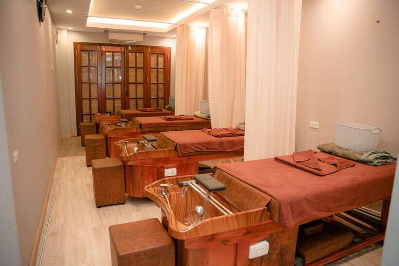 Hanoi Spa Old Quarter : Herbal Shampoo &Head Massage 90' - Who This Works Best For