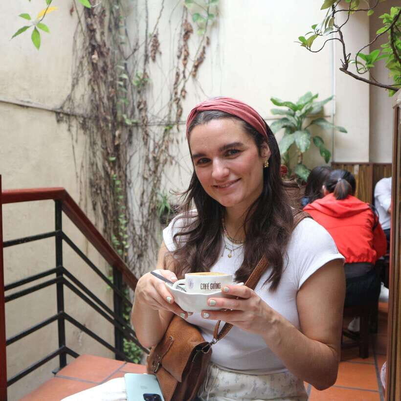 Hanoi Street Food, Coffee Tastings, Alleys Walking Tour - Meeting point and how the tour starts you off right