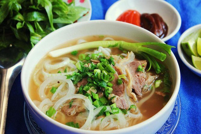 Hanoi Street Food Experience by Walking - The Old Quarter tasting route: what your evening will feel like
