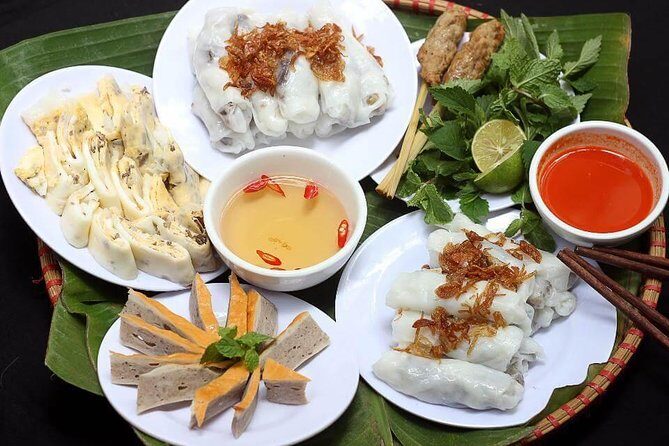 Hanoi Street Food Experience by Walking - How the guide makes this feel easier than DIY eating