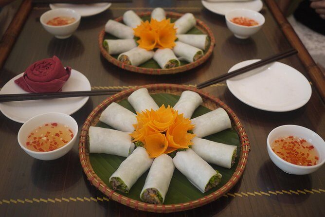 Hanoi street food tour small group tour - Vegetarian option: a heads-up worth taking now