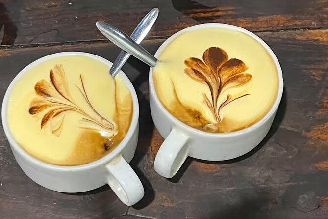 Hanoi Street Food Tour Taste 6 Local Dishes and Drinks - Café break: egg coffee and Hanoi bia hoi on the included stop