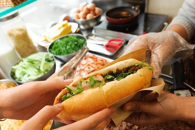 Hanoi Street Food Tour with Small Group and Expert Local Guide - Practical tips so you enjoy everything (not just survive it)