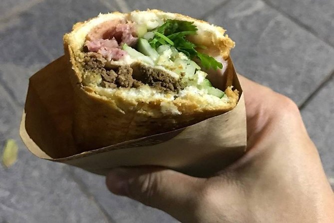 Hanoi Street Food Walking Tour - What You’ll Eat: The Rotating Menu of About 10 Dishes