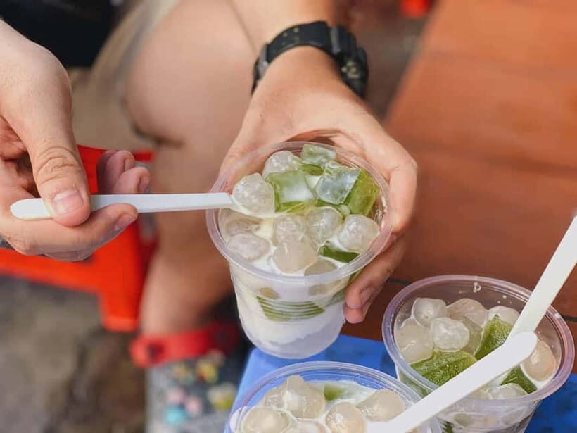 Hanoi Stroll & "Rolling" Street Food Walking Tour - Getting started on Bát Sứ Street (and why it matters)