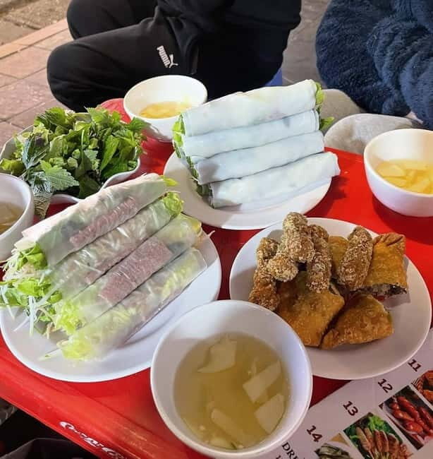 Hanoi Stroll & "Rolling" Street Food Walking Tour - Bò Lá Lốt Cuốn: piper lolot leaves and the aromatic beef trick